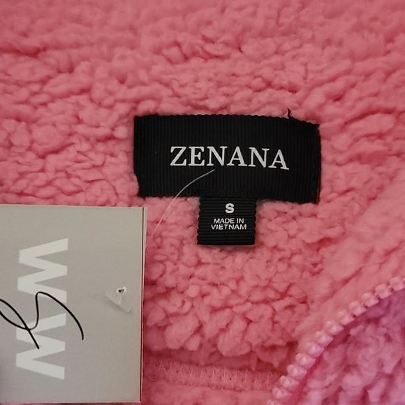 Pull over fleece sweater - Picture 2 of 2